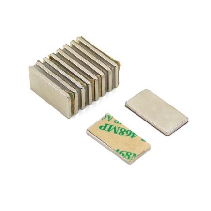 Selbstklebender 20 x 10 x 1,5mm dicker N42-Neodym-Magnet – 2kg Zugkraft