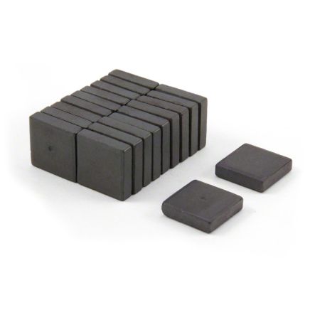 3/4" x 3/4" x 13/64" thick Y10 Ceramic Magnets - 1.06lbs Pull